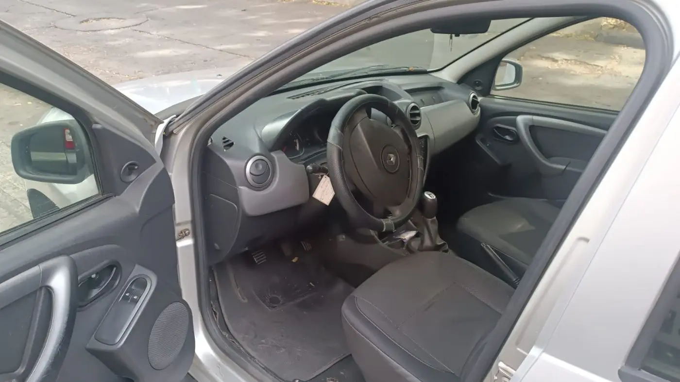RENAULT DUSTER