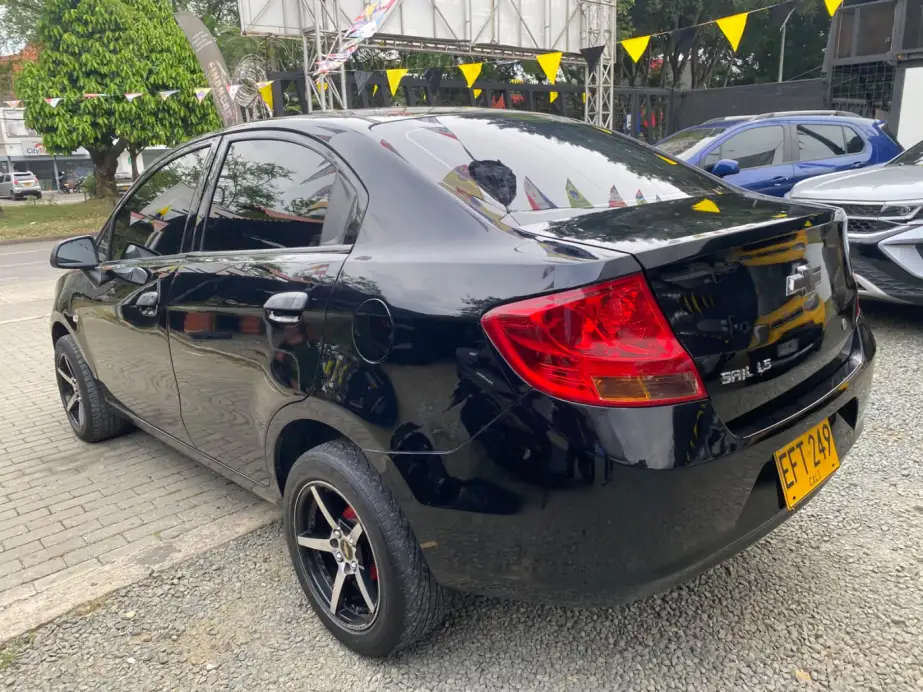 CHEVROLET SAIL LT