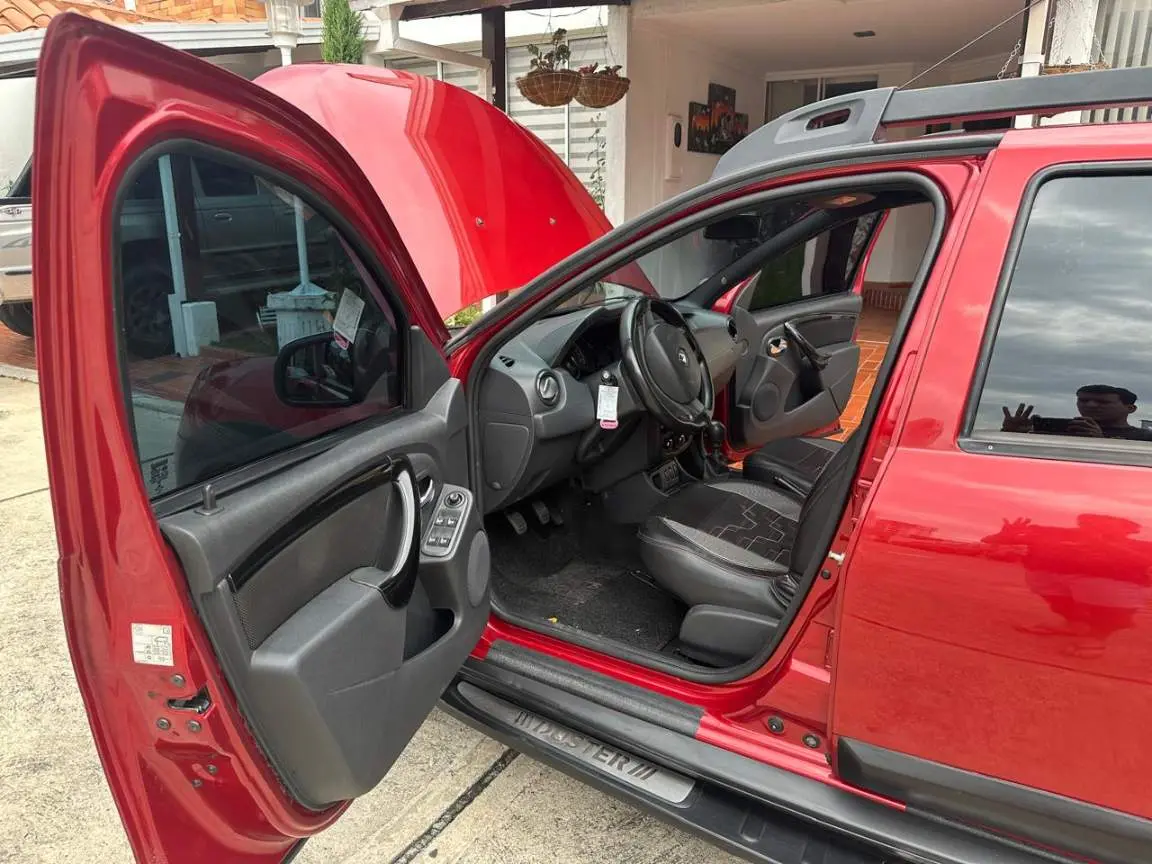 VENTA DUSTER 2.0 MODELO 2019