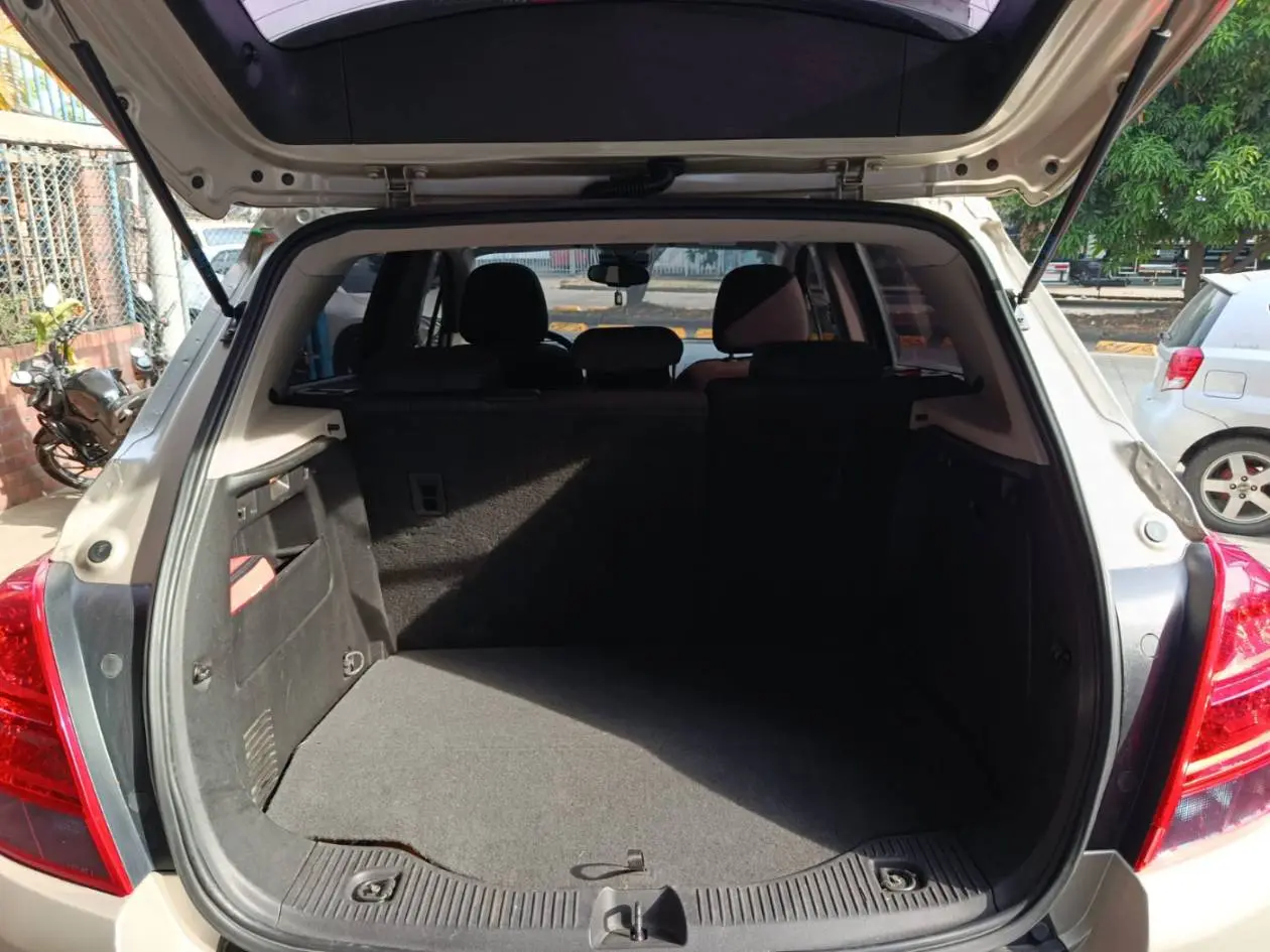 Chevrolet tracker LT
