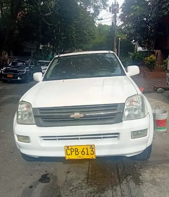 CAMIONETA LUV DMAX
